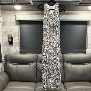 Long dress, cheetah print size XS